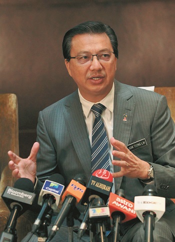 Datuk Seri Liow Tiong Lai 