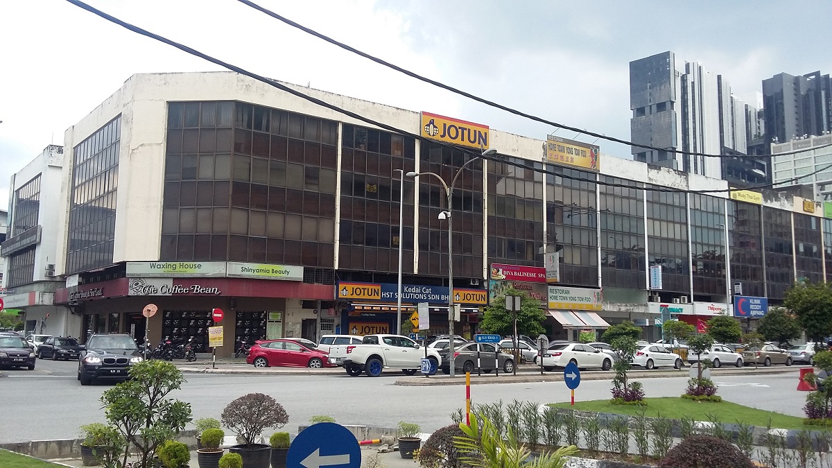 4.5-storey corner shopoffce, Taman Dato Ahmad Razali, Ampang, Selangor
