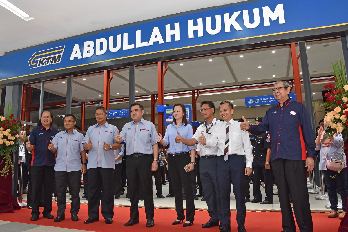 How to go to Abdullah Hukum Station from The Gardens or Mid Valley Megamall