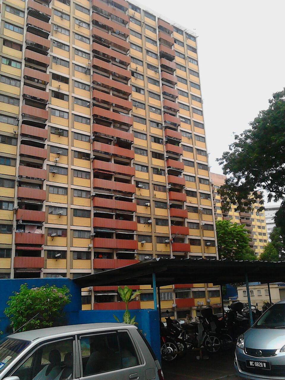 Jalan Loke Yew Flat For rental @ RM500 By PAUL PO | EdgeProp.my