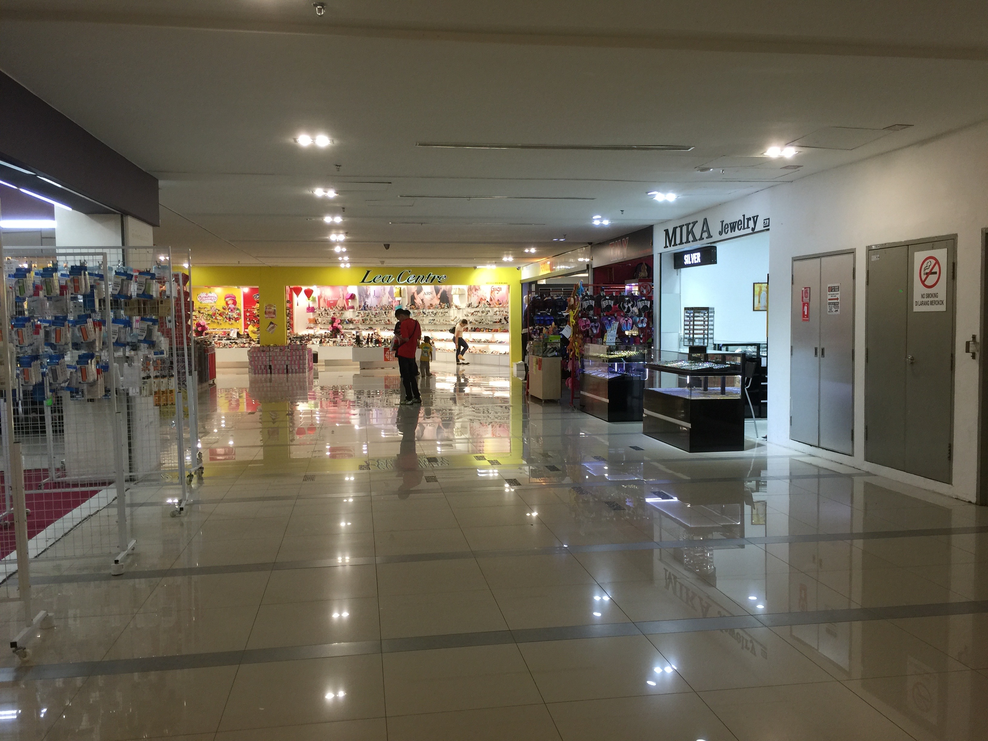 Retail Space Kuching Sentral Mall For Sale Rm698 000 By Beautriz Sim Edgeprop My