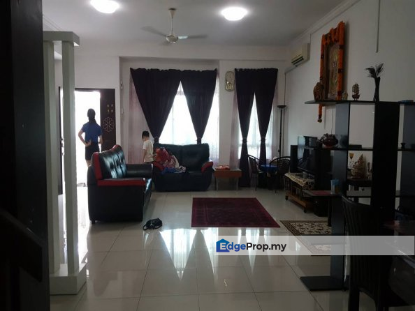 Puchong Utama 2-Storey House 22x75sf Gated & Guard, Selangor, Puchong