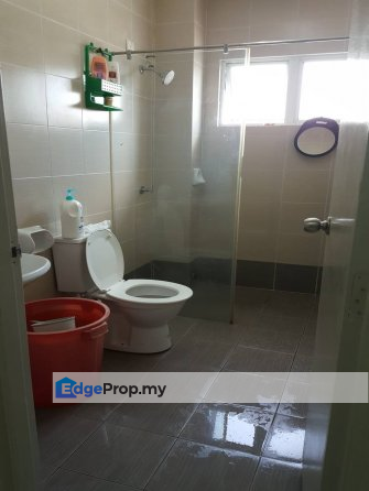 Puchong Utama 2-Storey House 22x75sf Gated & Guard, Selangor, Puchong