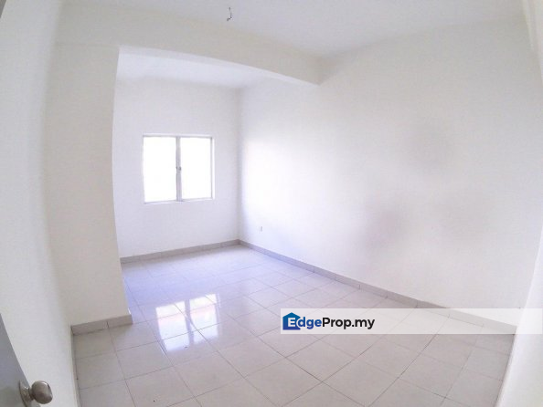 2 STOREY TERRACE AMAN PUTRI SUNGAI BULOH SELANGOR, Selangor, Sungai Buloh