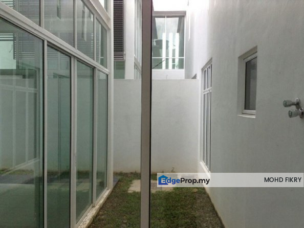 TRILLIUM, PERDANA LAKEVIEW EAST CYBERJAYA, Selangor, Cyberjaya