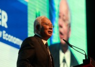 20170808_peo_primeministernajibrazak3_sy.jpg The Edge